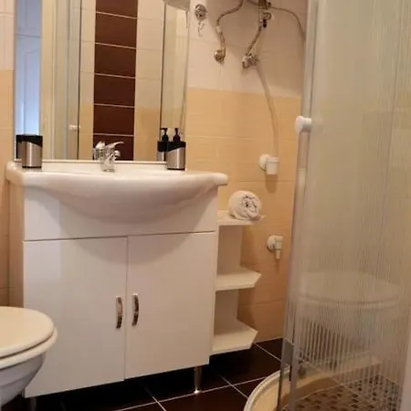 Imad-lak Apartment *
